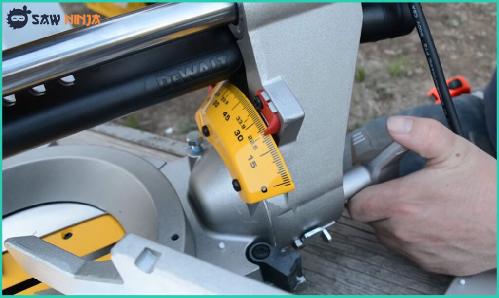 The Benefits of Using a Double Bevel Miter Saw
